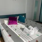 Piso En A 100 Metros De La Playa Apartment *